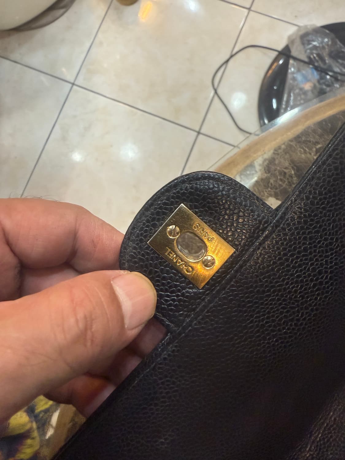 정품 샤넬 캐비어 클래식백 팝니다 상품이미지10