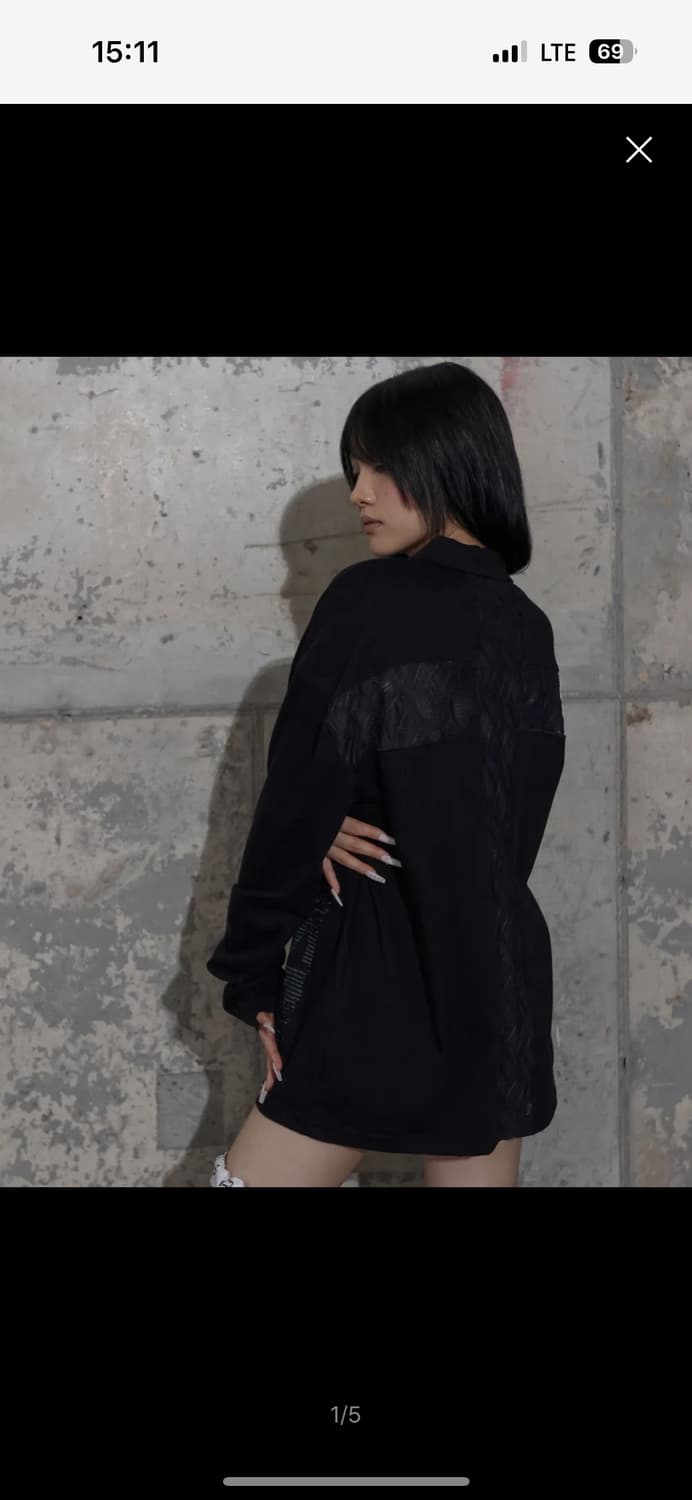 팬시클럽 백 크로스 오버핏 카라티 (BLACK) 상품이미지1