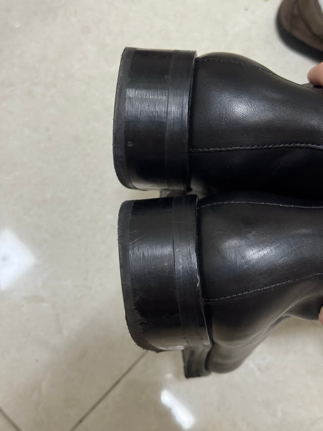 44 아워레가시 카미온 부츠 블랙 상품이미지2