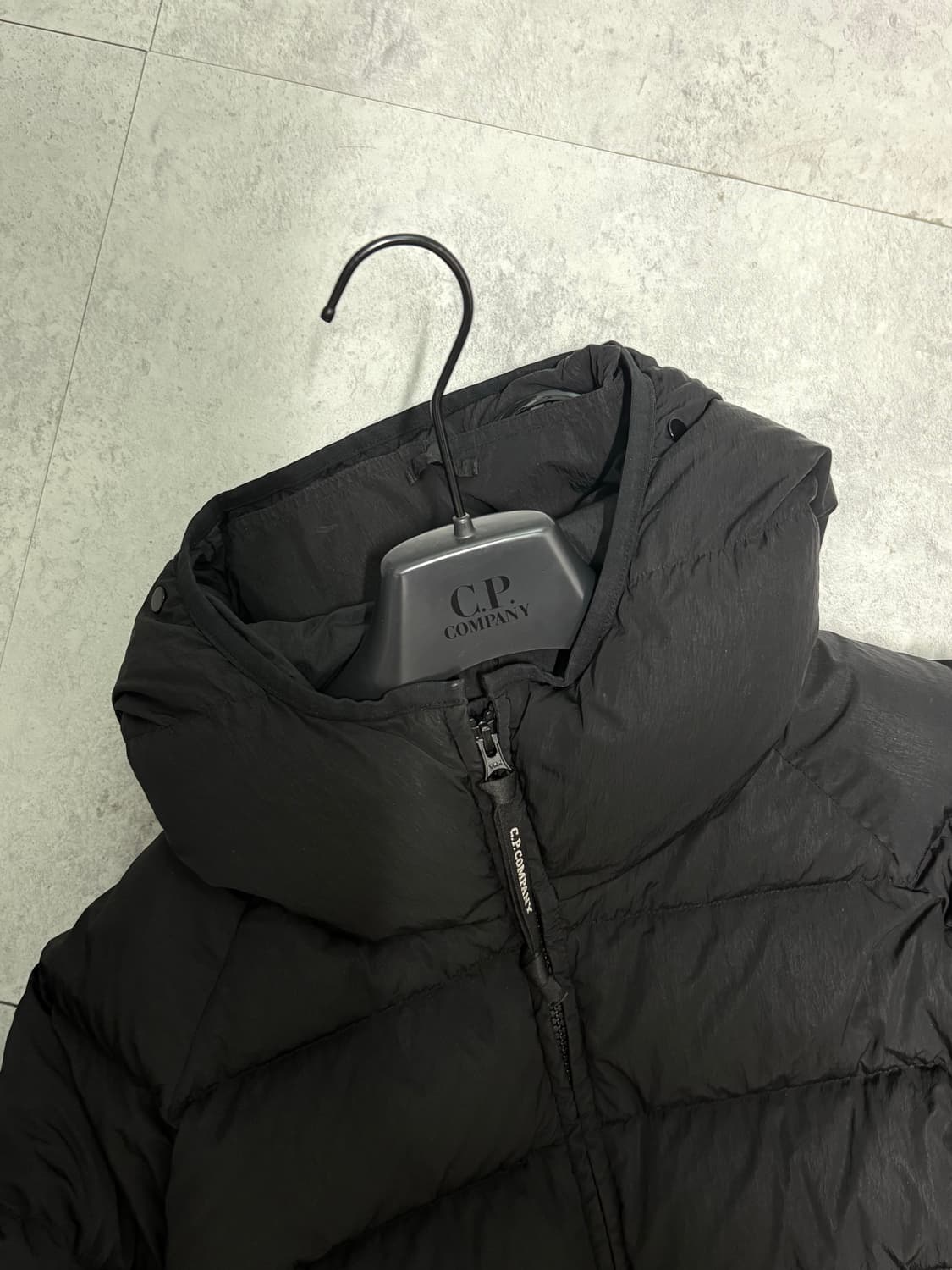 cp컴퍼니 에코 크롬r 고글 다운 자켓 50size 상품이미지7