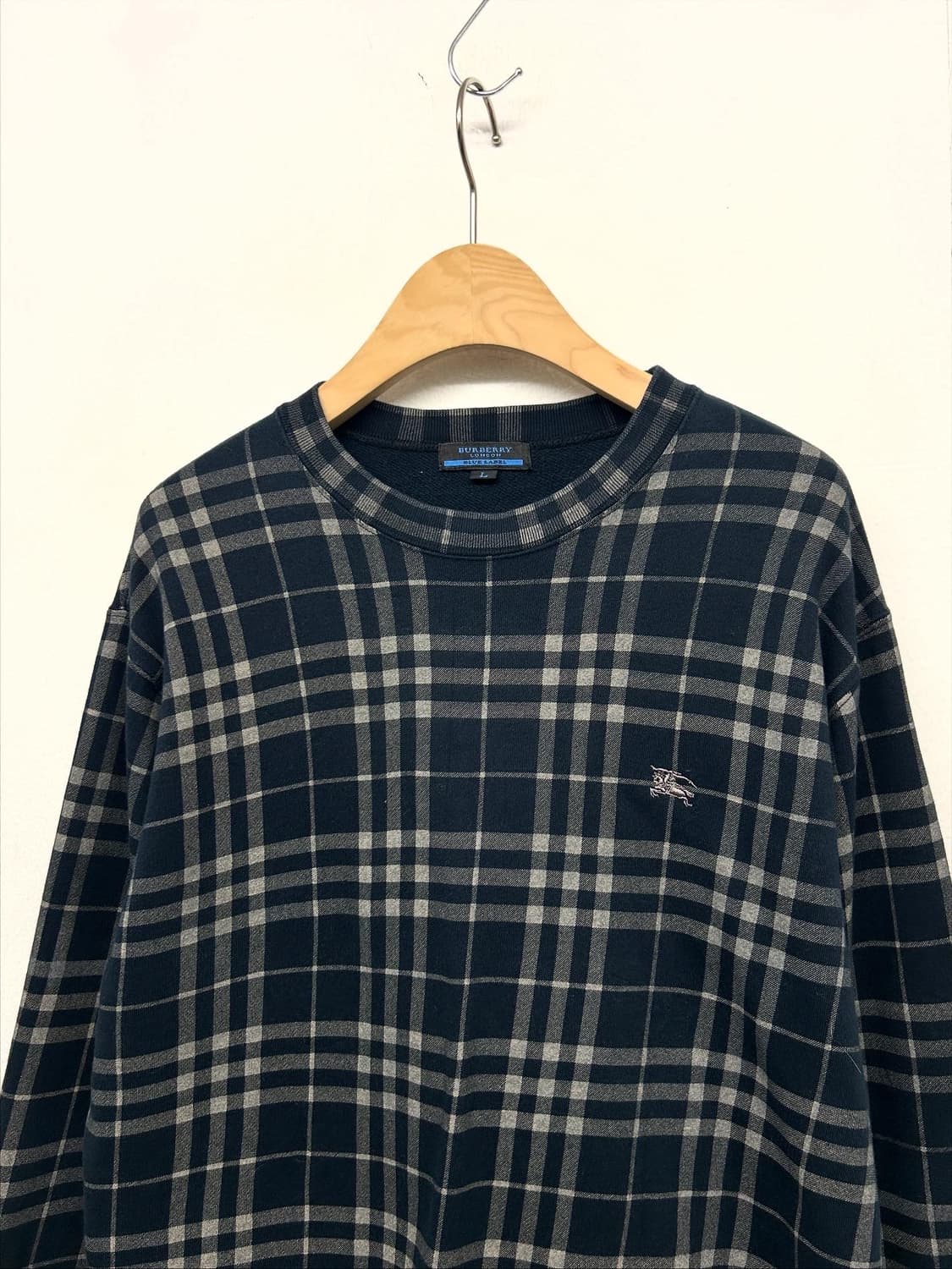 JPN 버버리 블루라벨 체크 패턴 맨투맨 상품이미지2