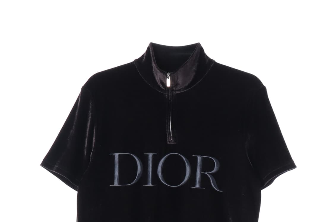 디올 벨벳 하프집업 반팔 티셔츠 블랙 상품이미지3