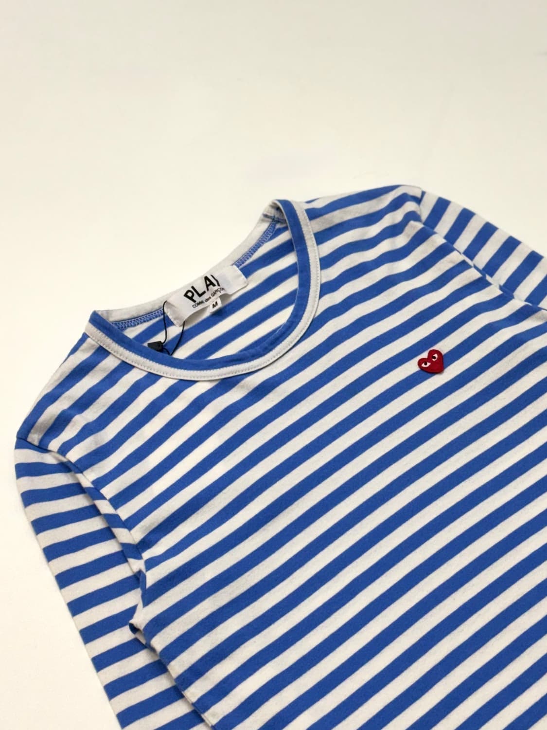 꼼데가르송 리틀레드하트로고 블루 화이트스트라이프 롱슬리브 상품이미지2