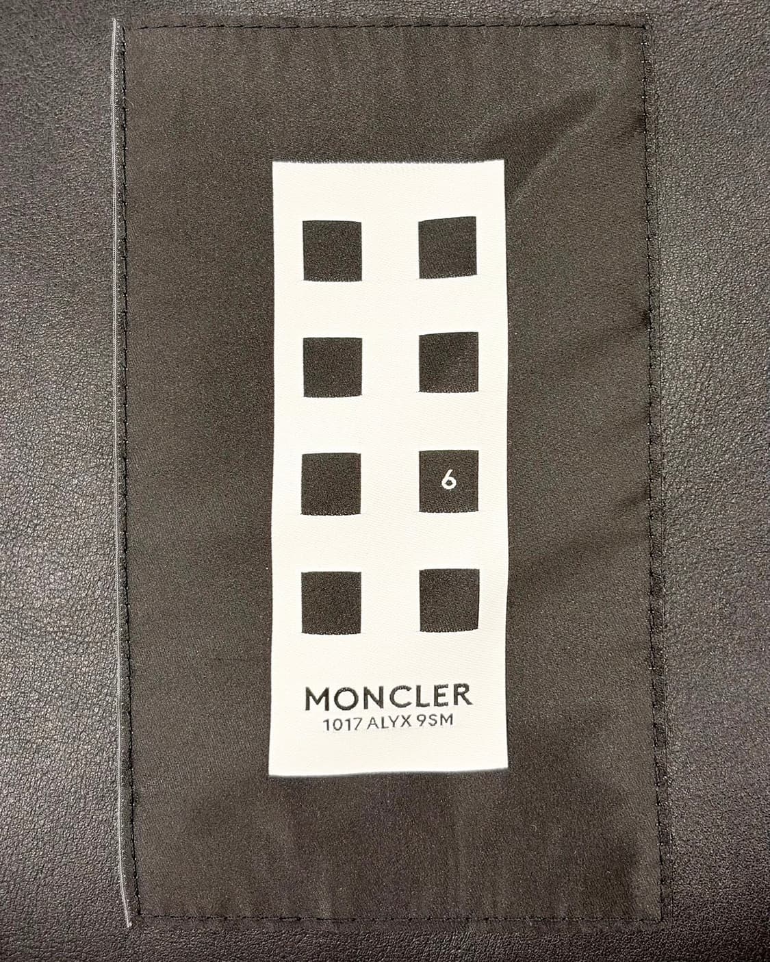 몽클레어 지니어스 X 1017알릭스 나파 시어링 베스트  상품이미지7