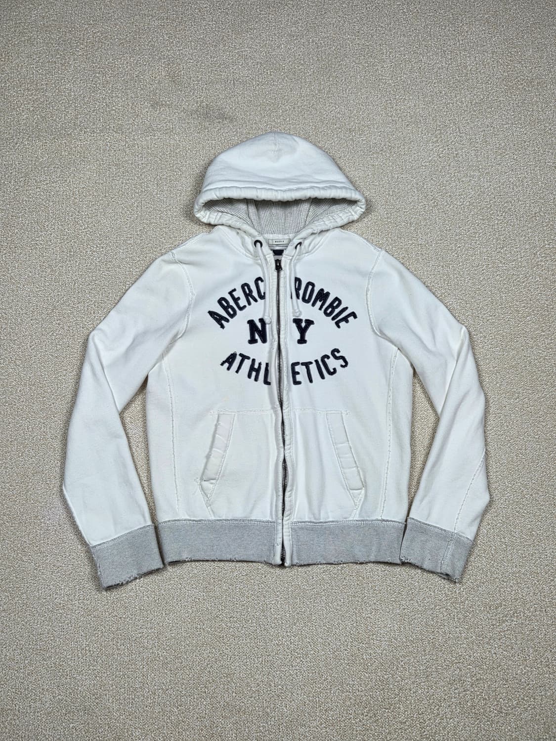 [아베크롬비] 머슬핏 NY 애슬레틱스 아플리케 후드 집업 | A00171 상품이미지1