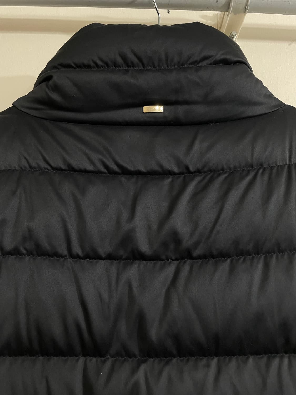 에르노 HERNO 구스 다운 패딩 블랙 38 상품이미지5