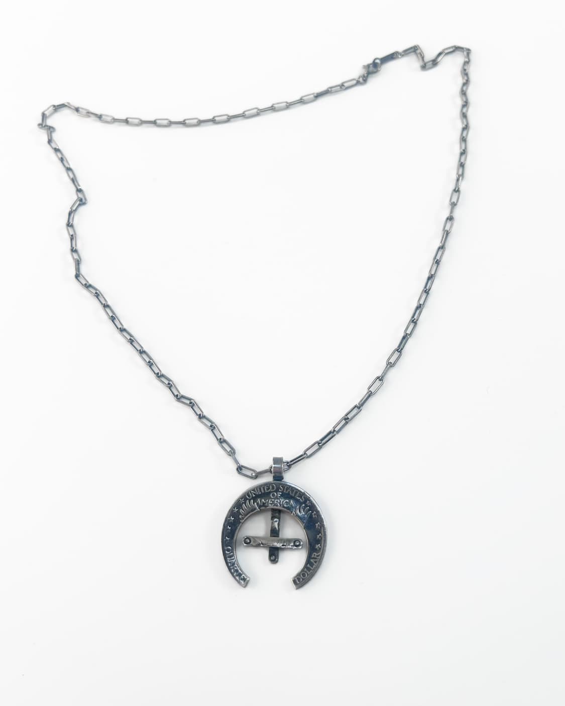Os) 노스웍스 QUARTER CROSS PENDANT NECKLACE 상품이미지1