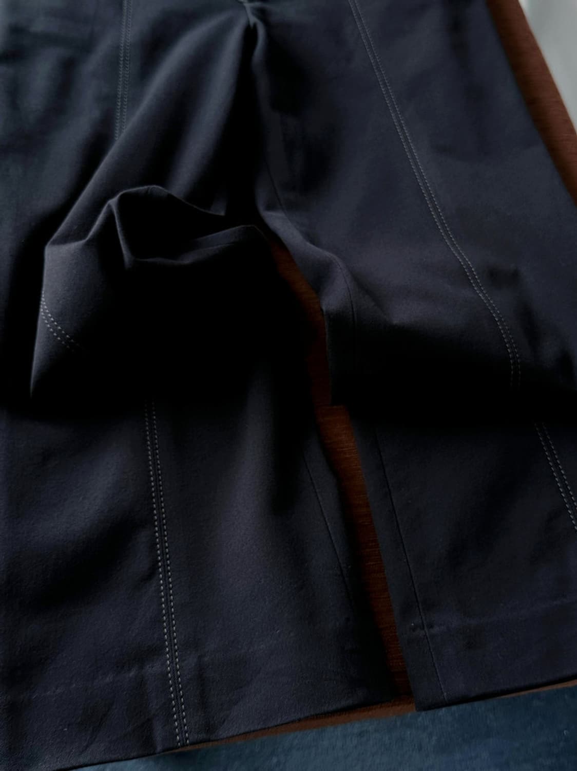 Cotton poly stretched panel trousers 상품이미지4