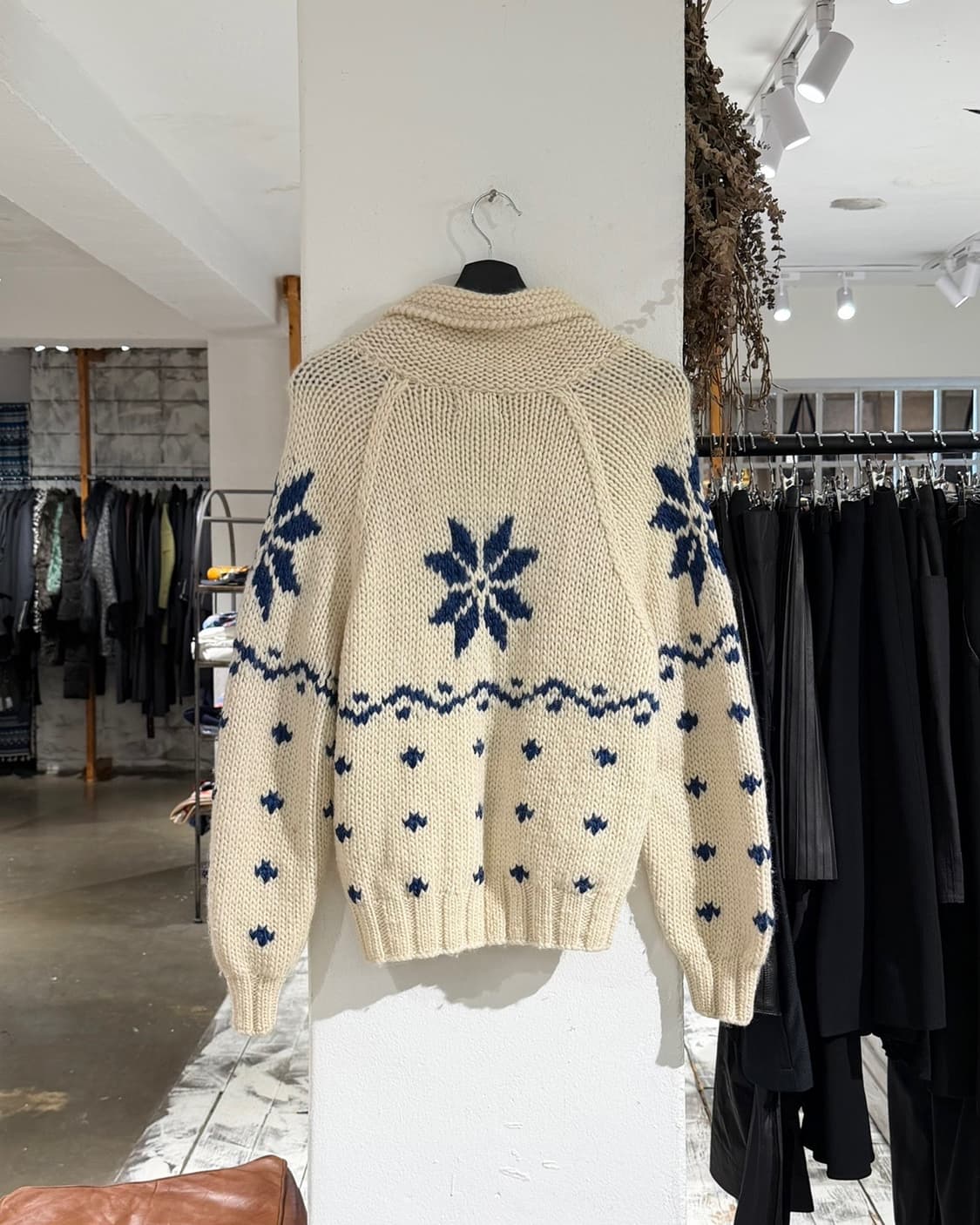 커니 하우스 아이보리 퓨어울 노르딕 코위찬 니트집업 상품이미지6