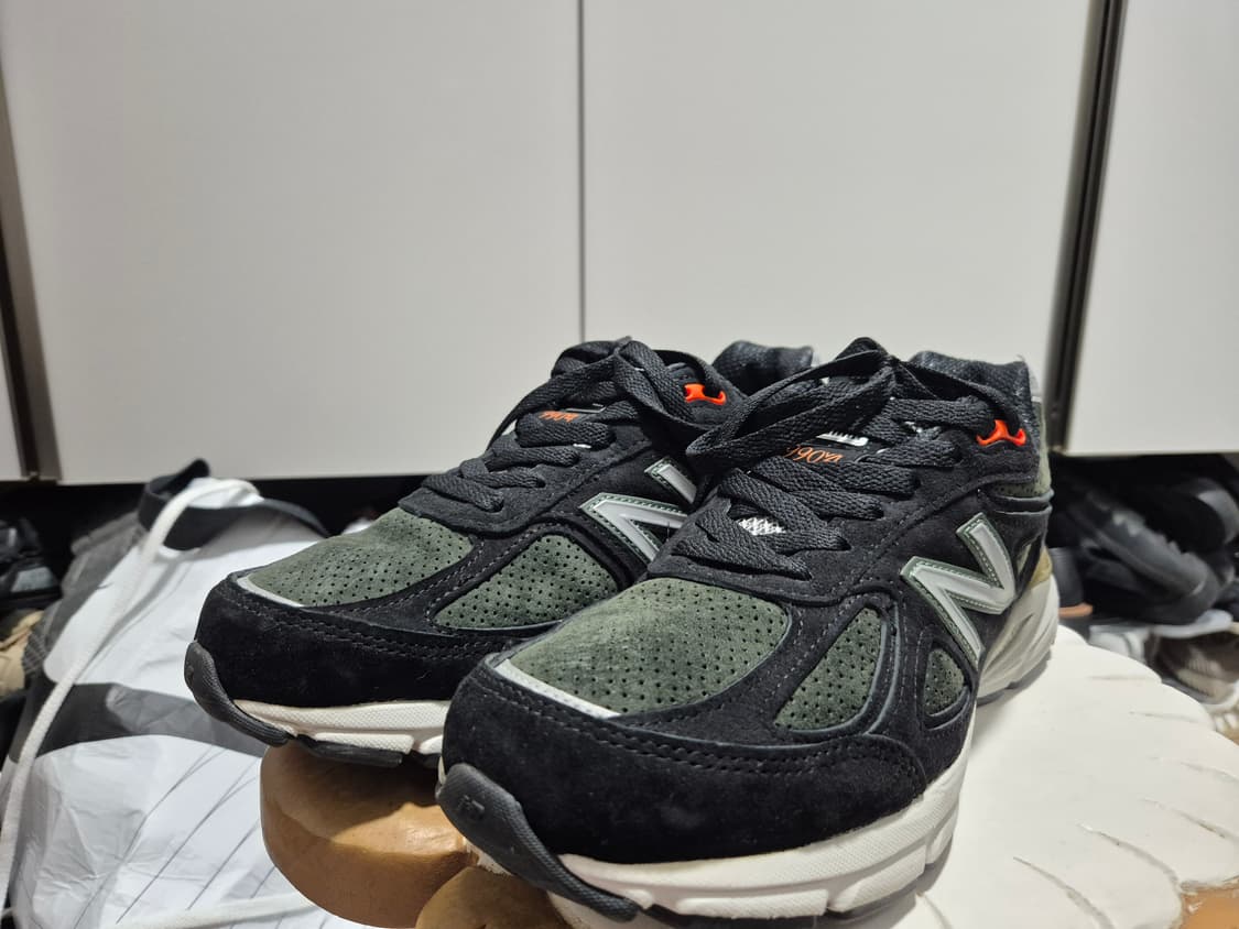 뉴발란스 m990v4 상품이미지1