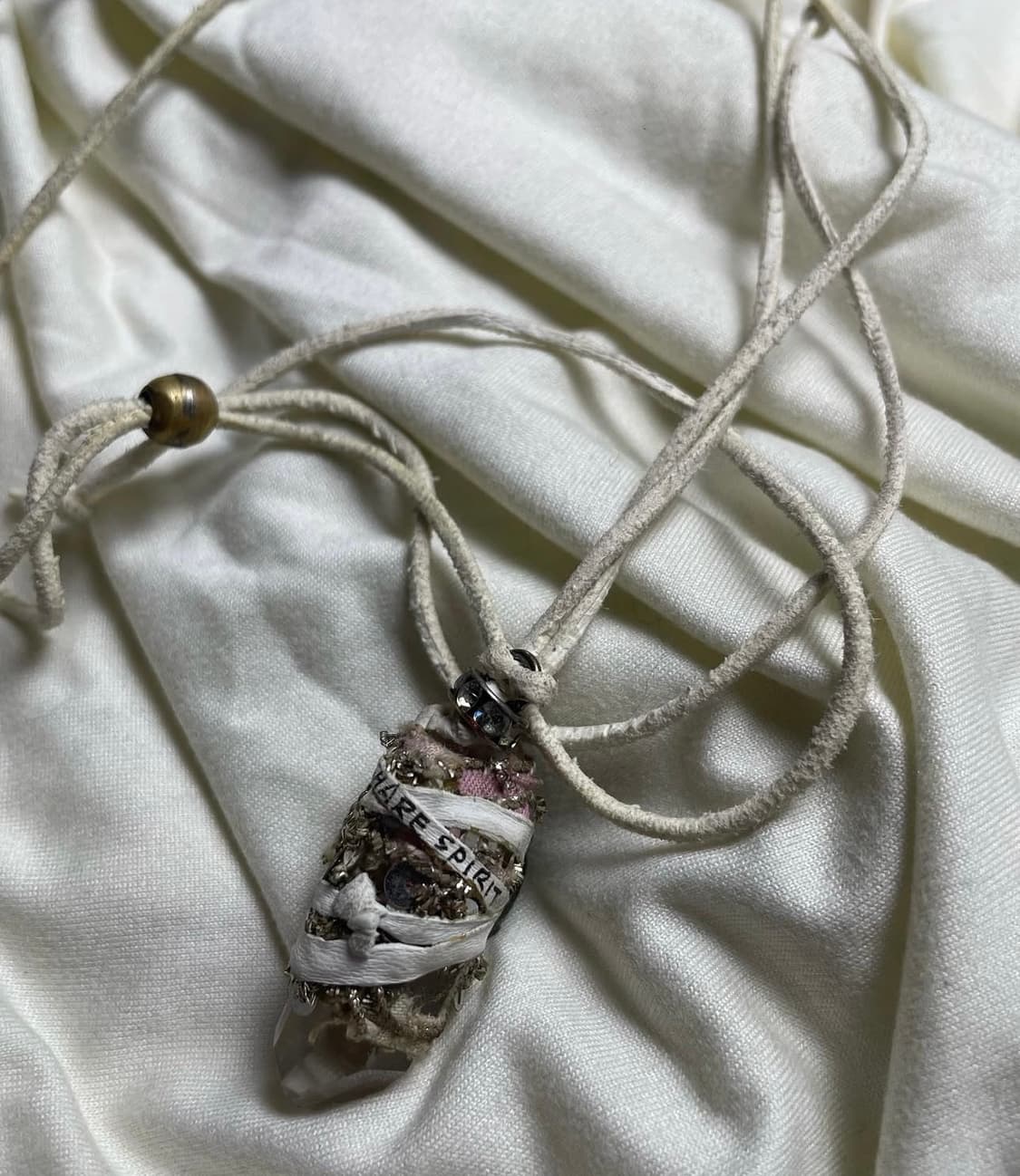 share spirit necklace  상품이미지2