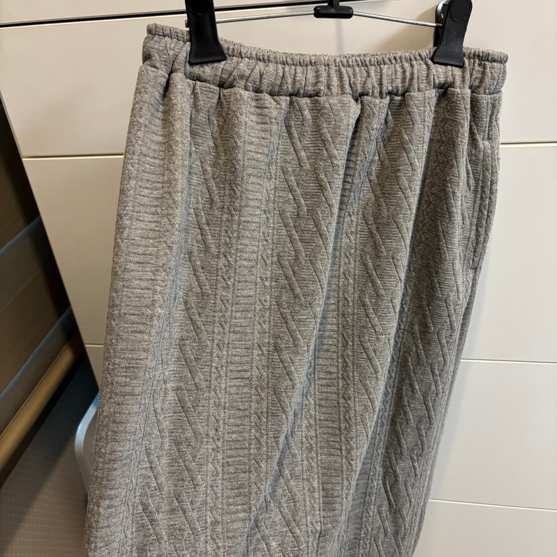 그레이 케이블 퀼팅 롱 스커트 M 상품이미지3
