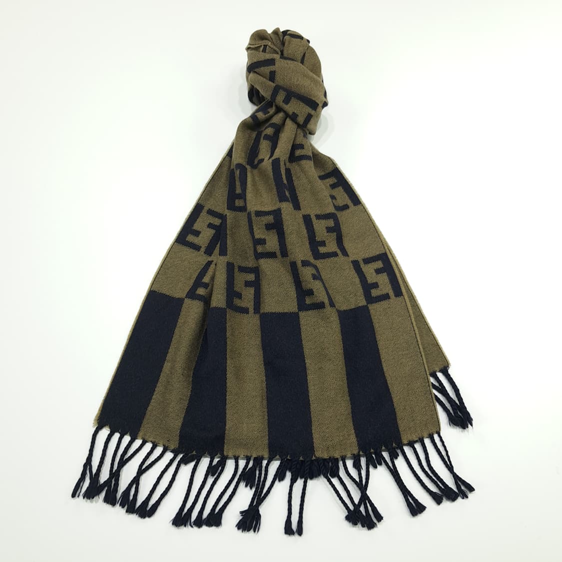 MX199 펜디 FF 모노그램 베이지 네이비 울 양면 목도리 머플러 상품이미지1