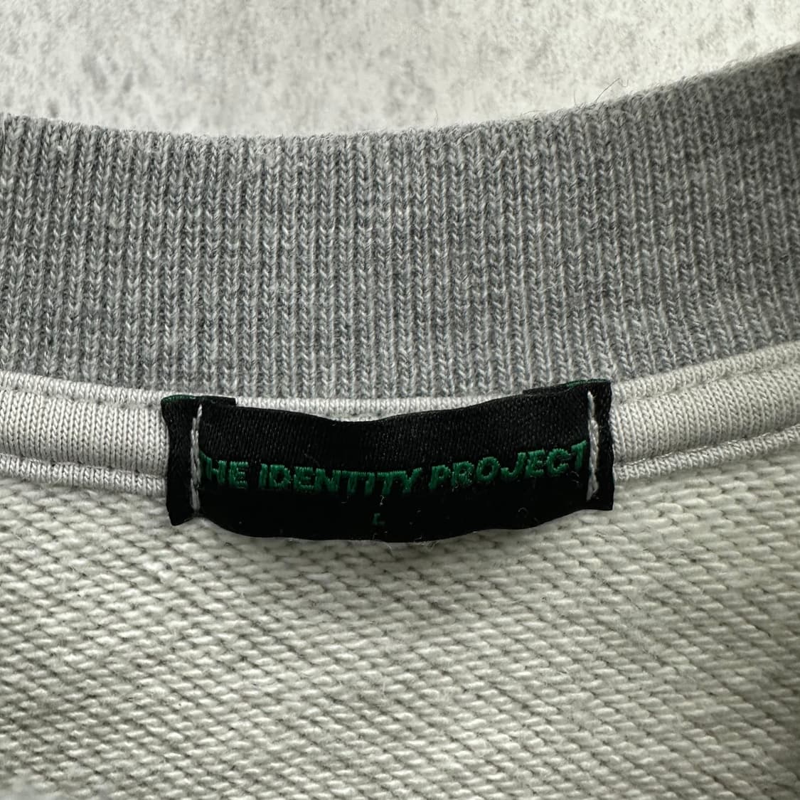 100 더 아이덴티티 프로젝트 남자 루즈핏 맨투맨 상품이미지3