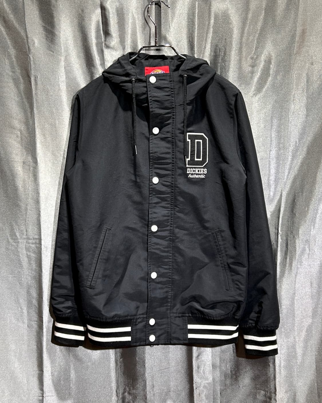 S 디키즈 화이트버튼 D로고패치 블랙 나일론 상품이미지2