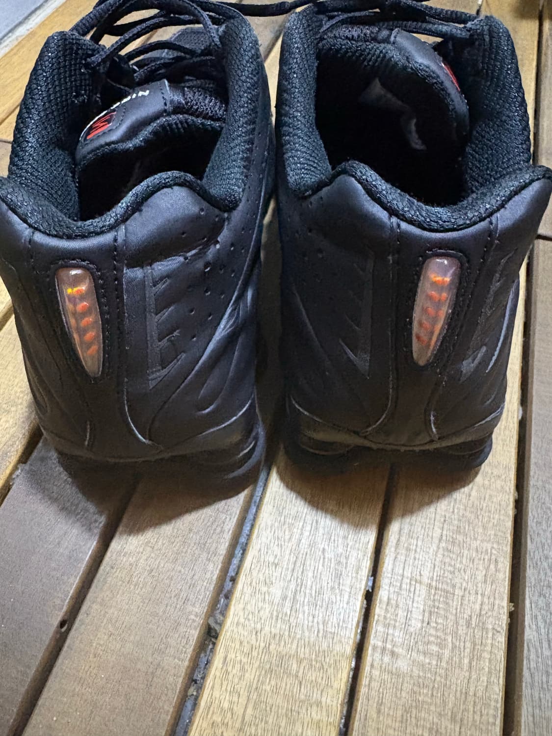 Nike Shox R4 Black 상품이미지4