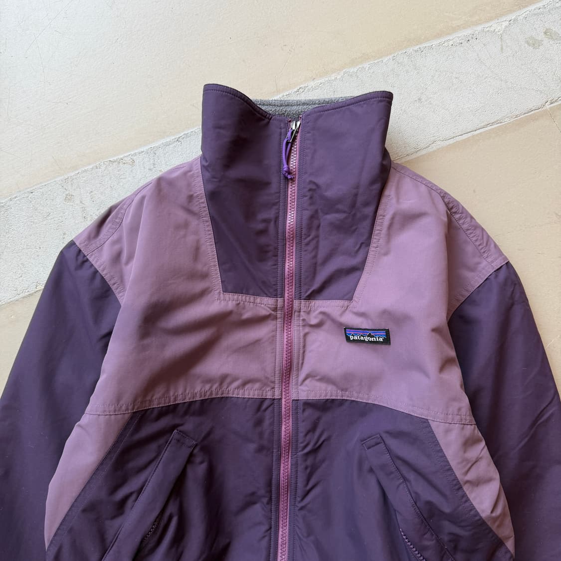 파타고니아 신칠라 쉘드 봄버 자켓 상품이미지4