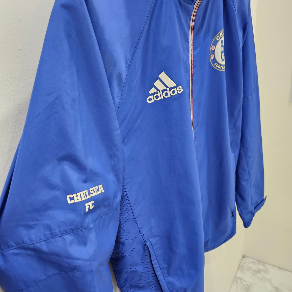 아디다스 첼시 트레이닝 후드 바람막이M 상품이미지5