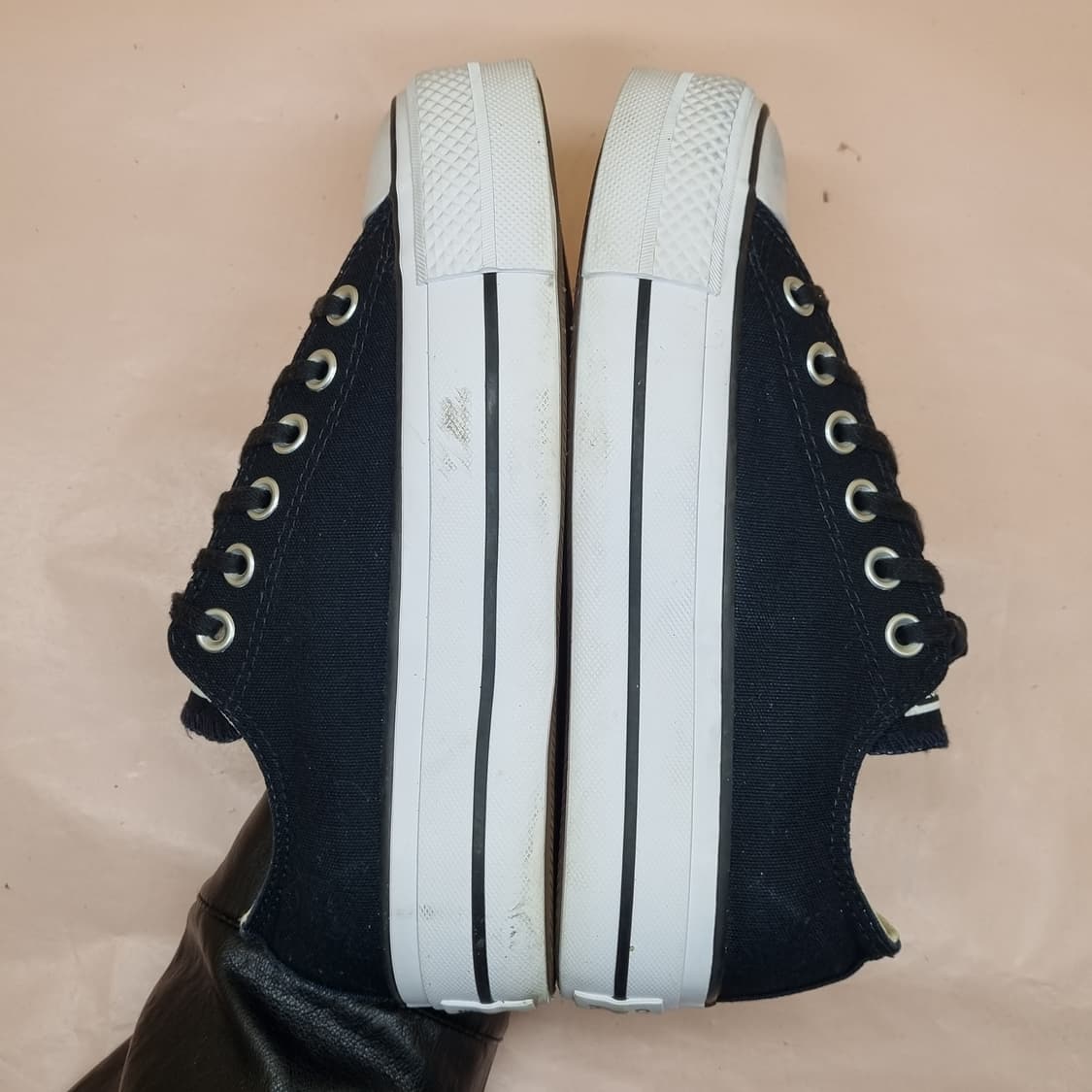 컨버스 척테일러 리프트 캔버스 스니커즈 230 상품이미지5