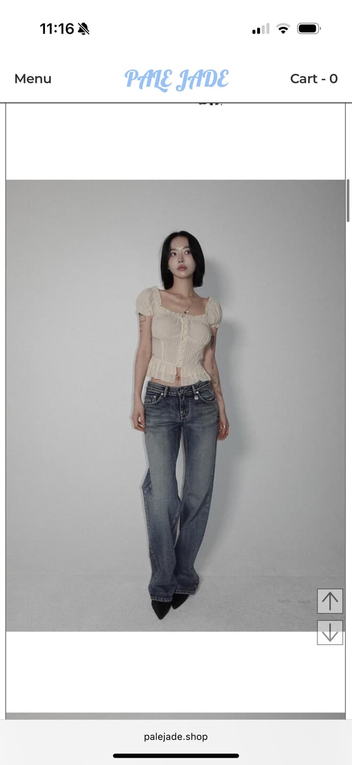 Palejade 페일제이드 줄리 프릴 버튼 블라우스 상품이미지3