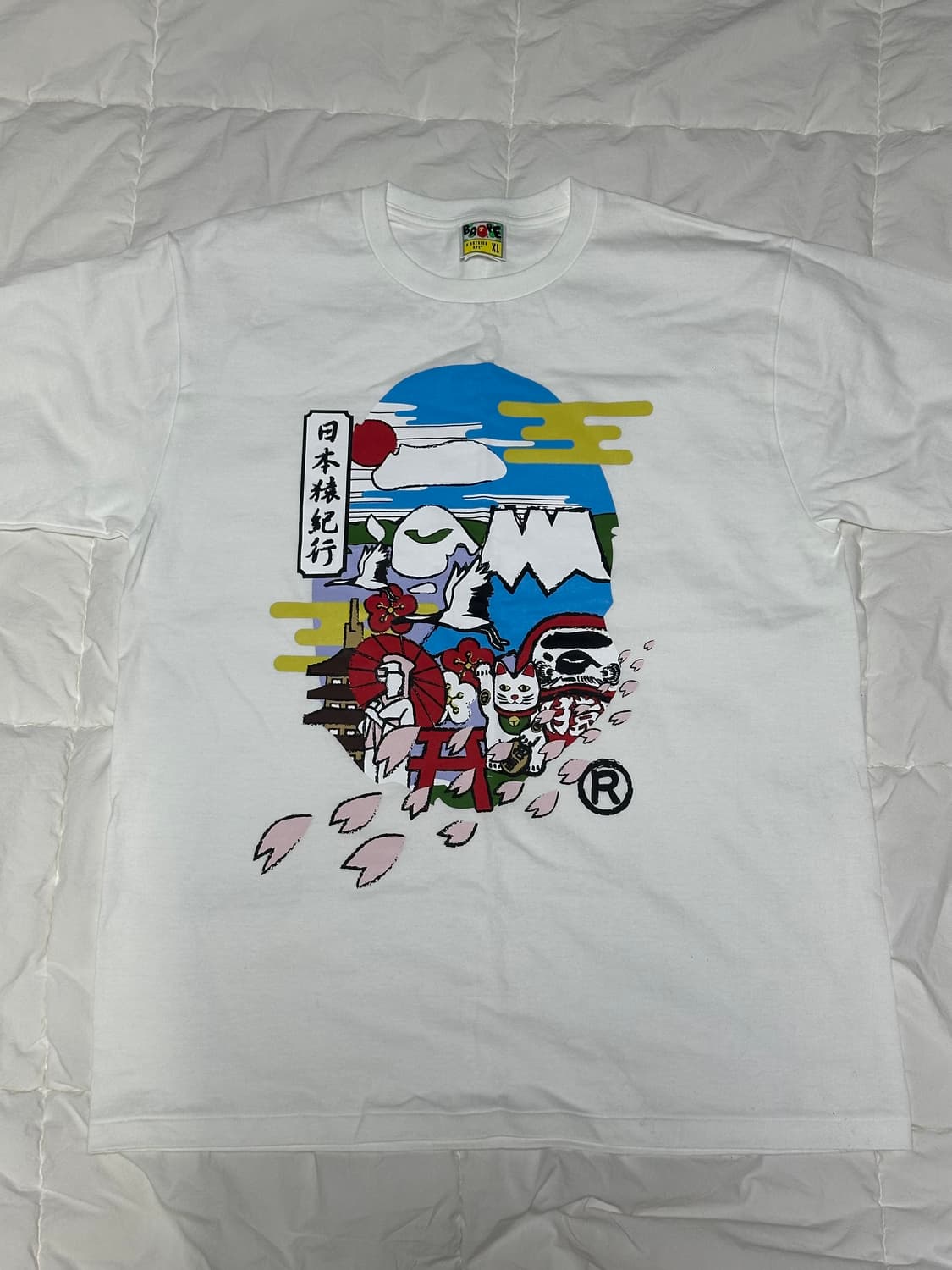 베이프 일본 한정 반팔티 상품이미지1