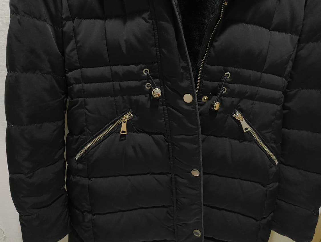 ZARA 자라 여성 블랙 후드 퍼 다운 롱패딩 xs사이즈 상품이미지3