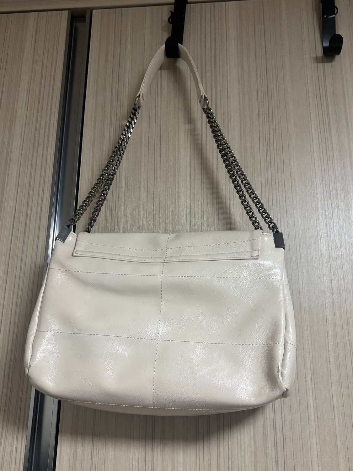 자라 락플랩 숄더백 크림 상품이미지2