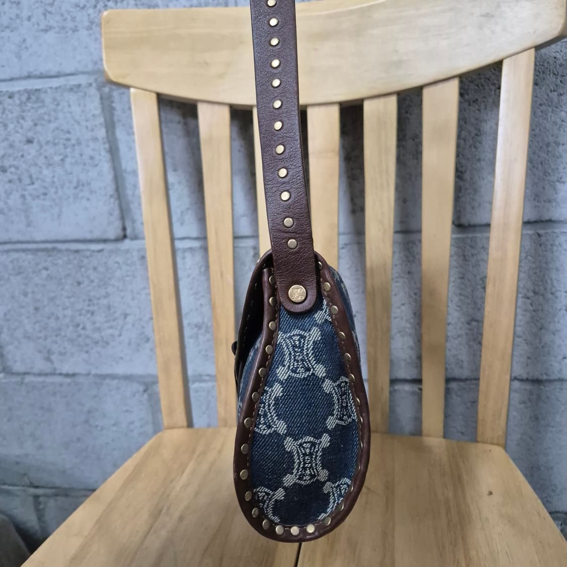 셀린느 트리오페 마카담 데님 숄더백 상품이미지7