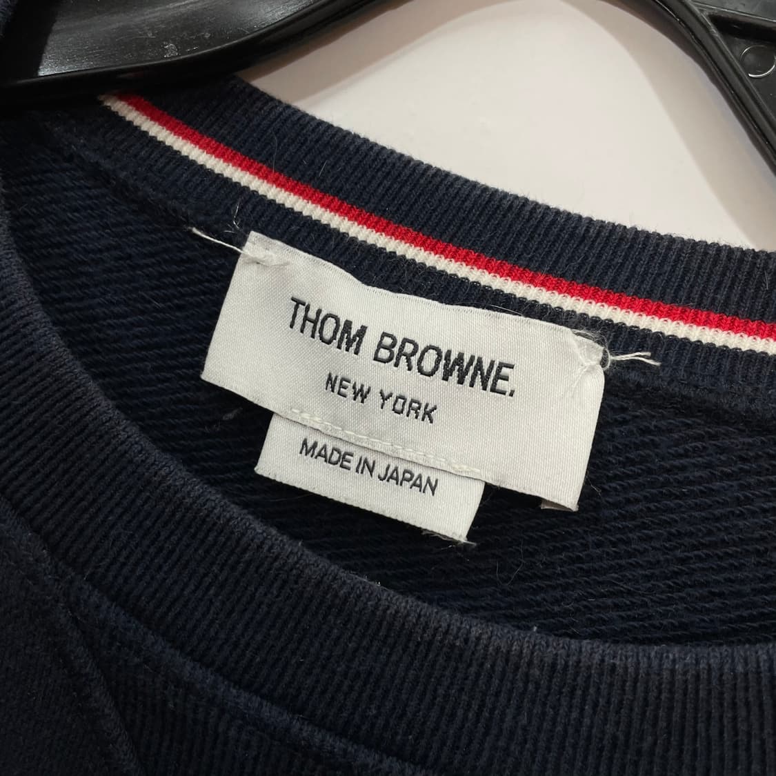 Thom Browne Navy Classic Crew 상품이미지5