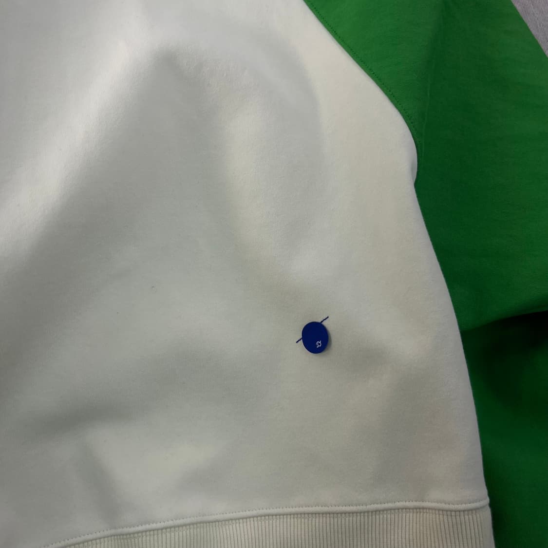 100 아더에러 나그랑 오버 후드티 상품이미지5