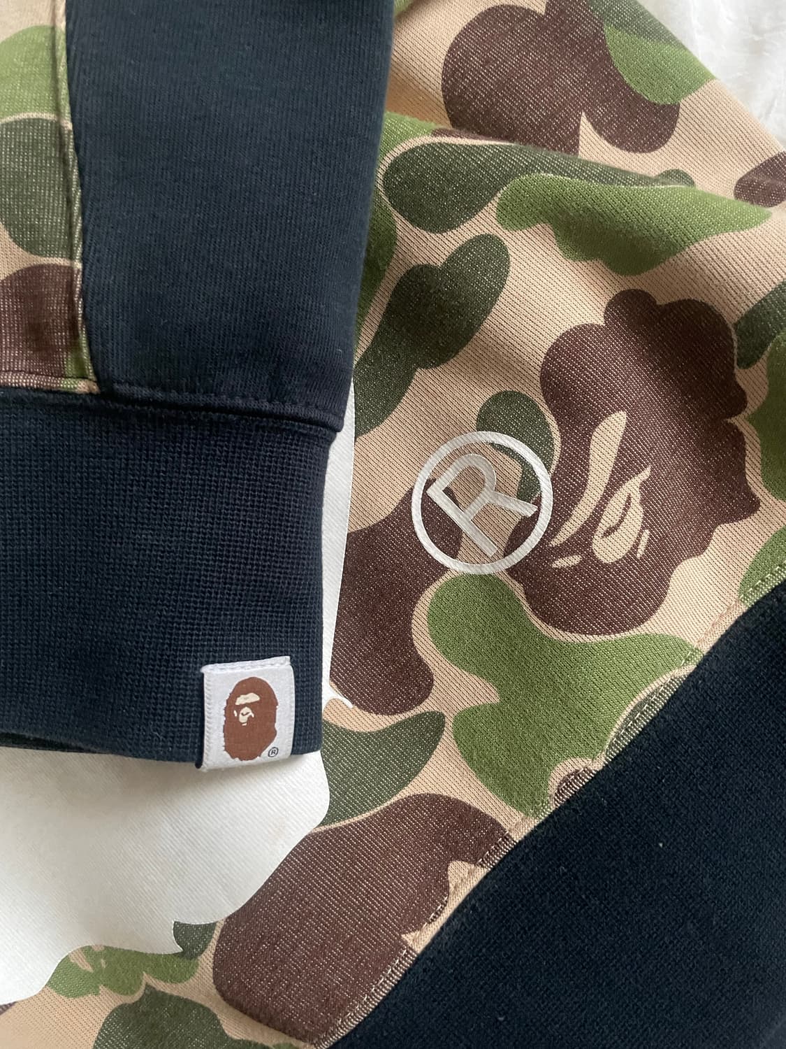 푸마 X 베이프 콜라보 맨투맨 카모 상품이미지3