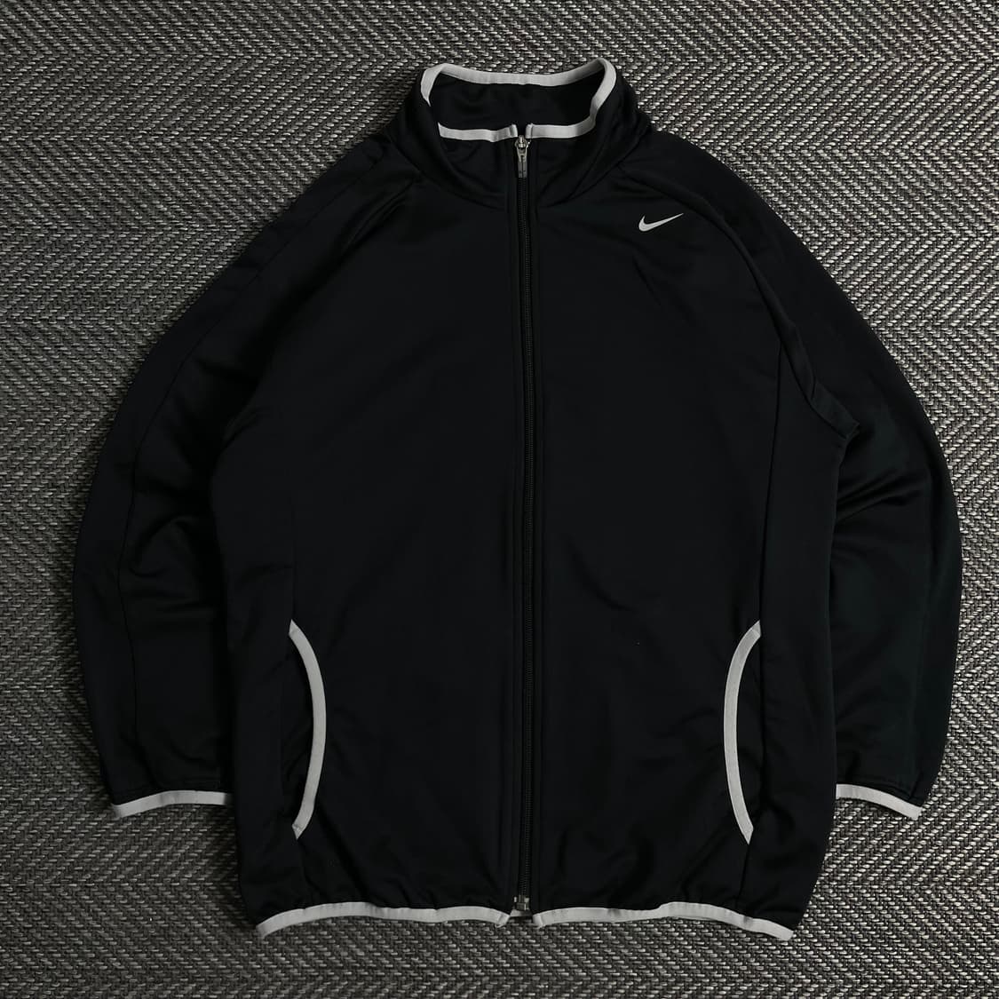 나이키 드라이핏 스우시로고 블랙 올드스쿨 트레이닝 자켓 y 3031 상품이미지2