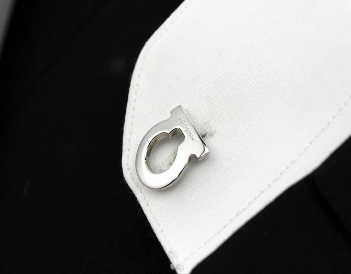 페라가모 A-등급 간치니 유광 남자 명품 커프스 상품이미지9