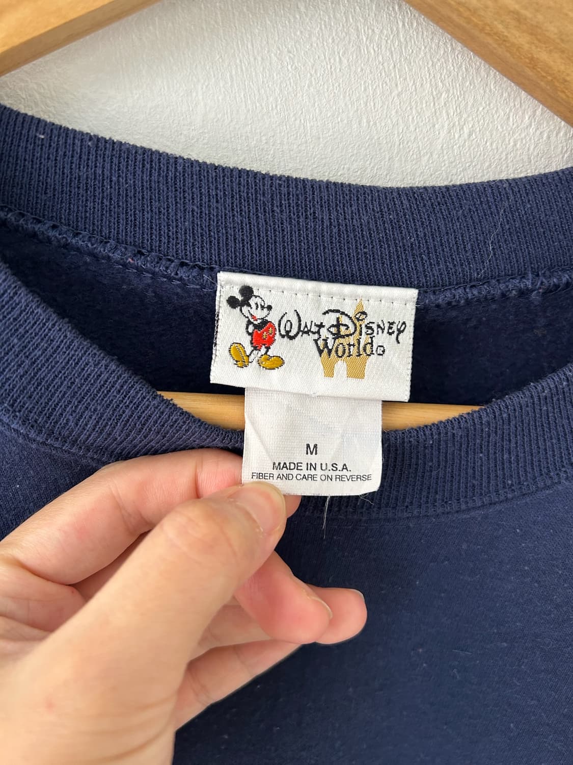 90's Walt Disney Mickey USA Sweatshirt.  상품이미지3