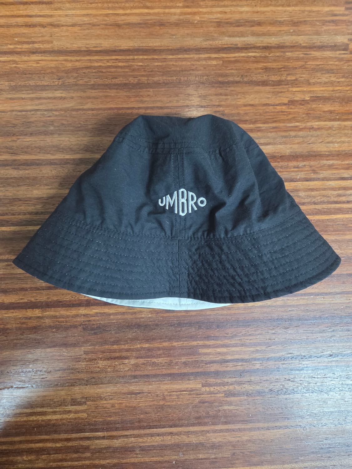 엄브로 리버시블 벙거지 버킷햇 xl 상품이미지3