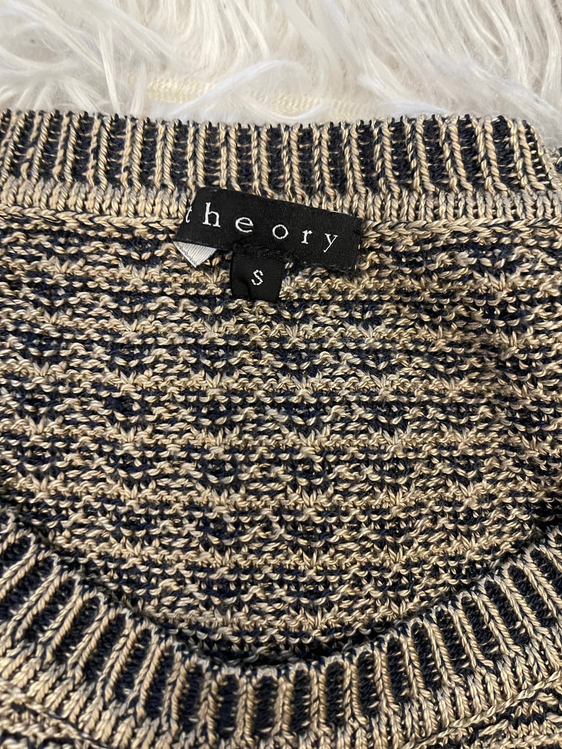 Theory 띠어리 니트 긴팔 크롭 니트 실크100 상품이미지2