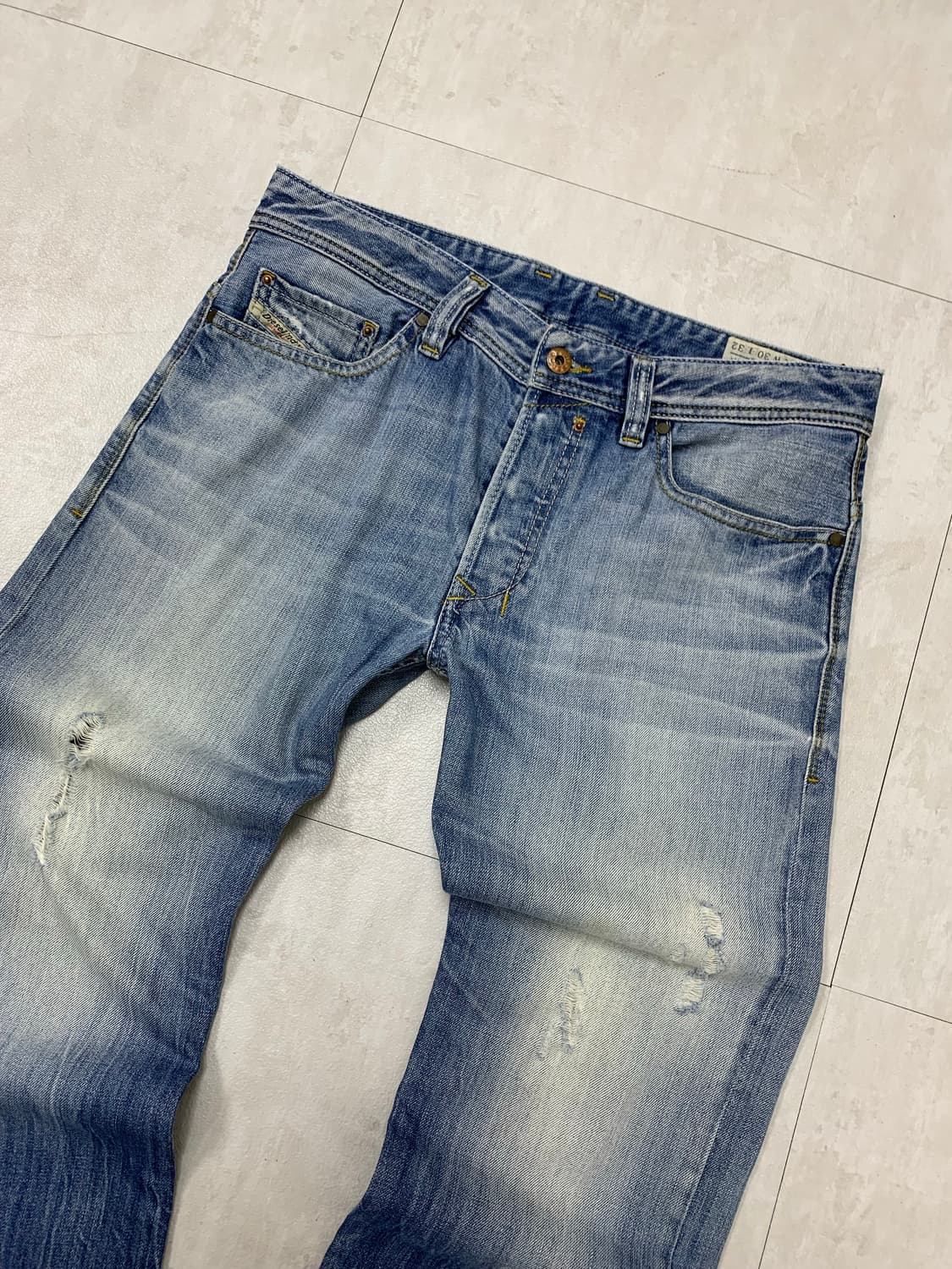 디젤 스트레이트 데님 팬츠 #102 상품이미지2