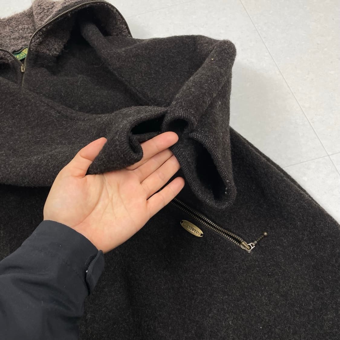 기스바인 GIESSWEIN 오스트리아산 다크브라운 울 워킹 코트  상품이미지7