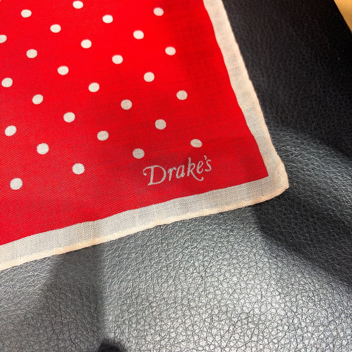 (정품/새상품) Drake's 드레익스 레드 도트 울 실크 포켓 스퀘어  상품이미지2