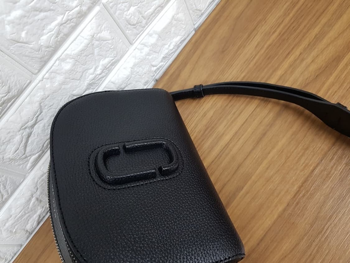 마크제이콥스 크로스백 상품이미지4