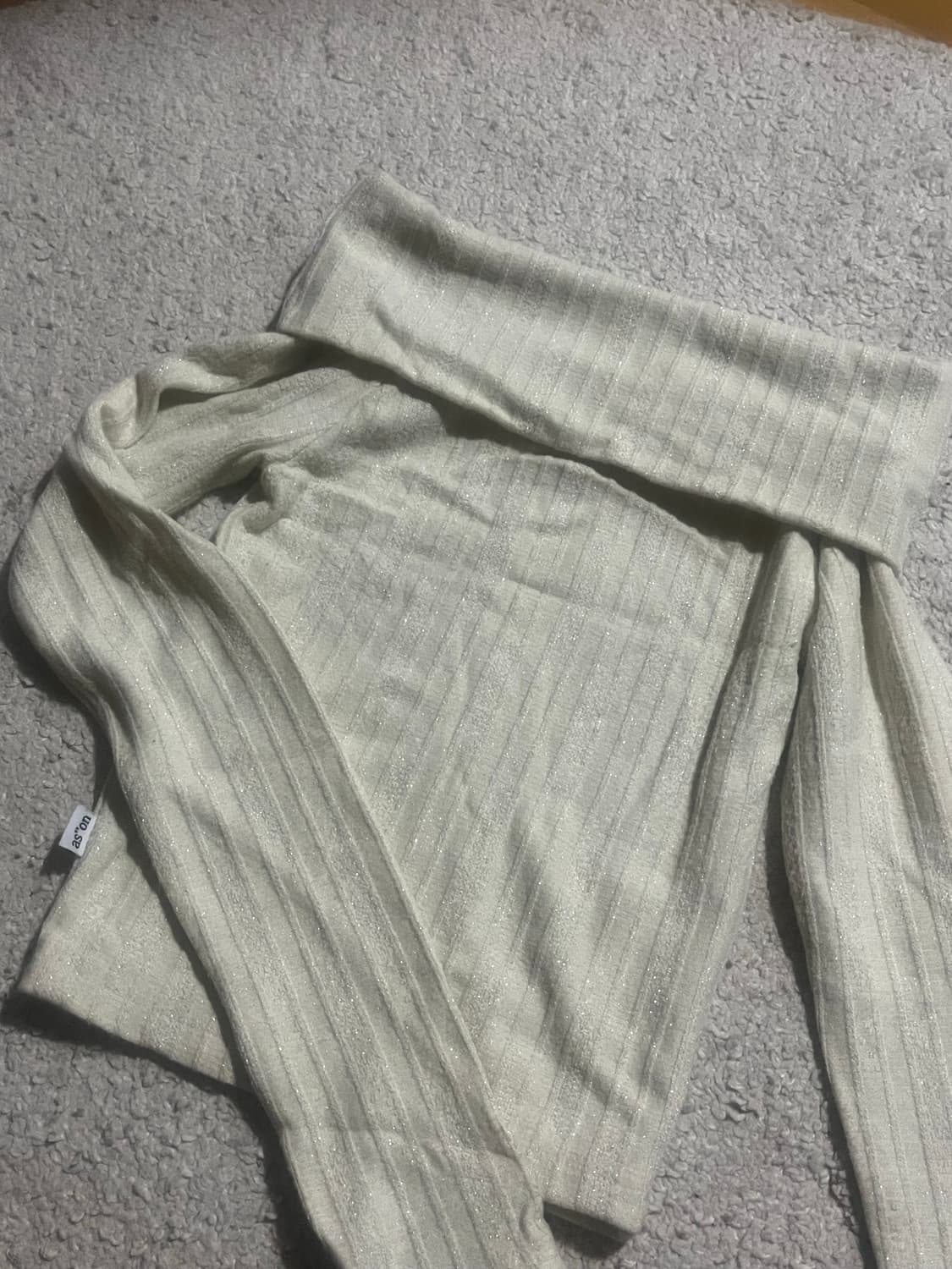 (초희귀매물) 애즈온 글리터 오프숄더 탑 아이보리 상품이미지3