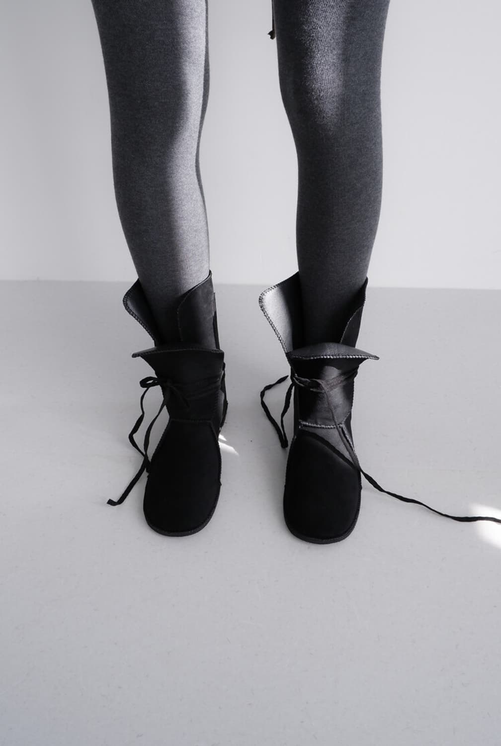 비삼샵 비센사이 Suede string boots 상품이미지1