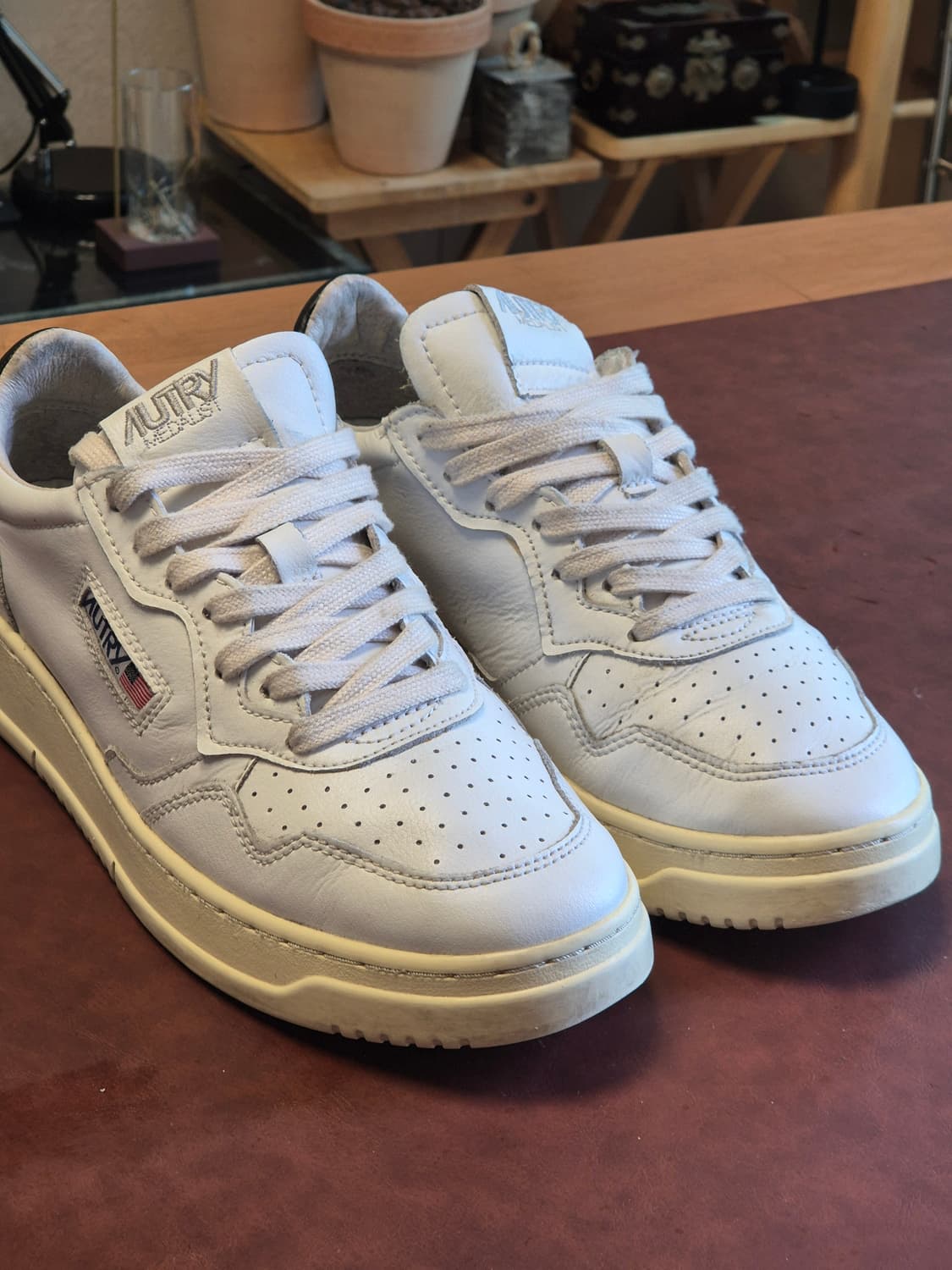 260-265 (41) 오트리 메달리스트 로우  상품이미지6