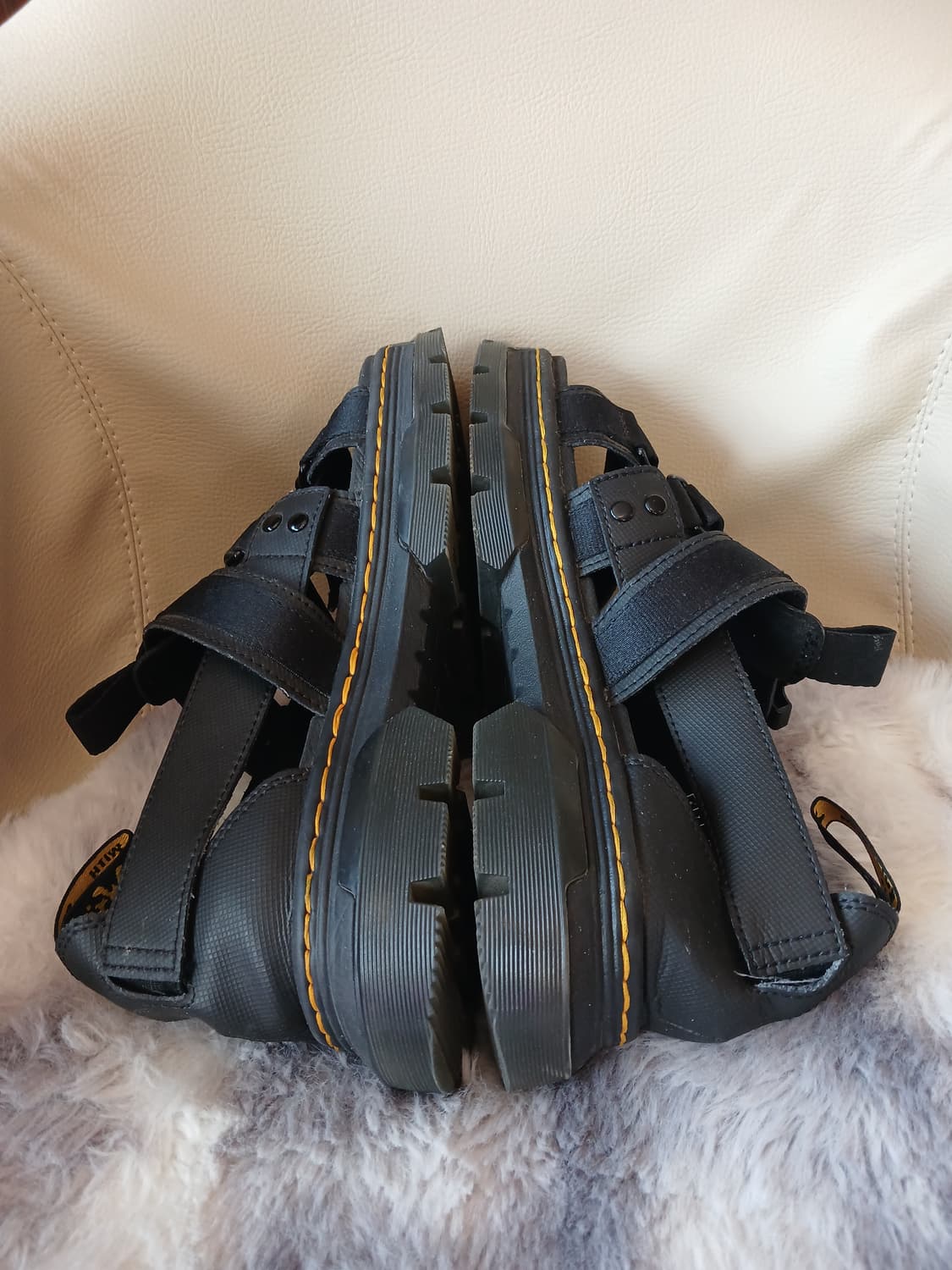 닥터마틴 정품 여성 스트랩 샌들 UK.6 사이즈 (뒷면 높이 4센치) 상품이미지9