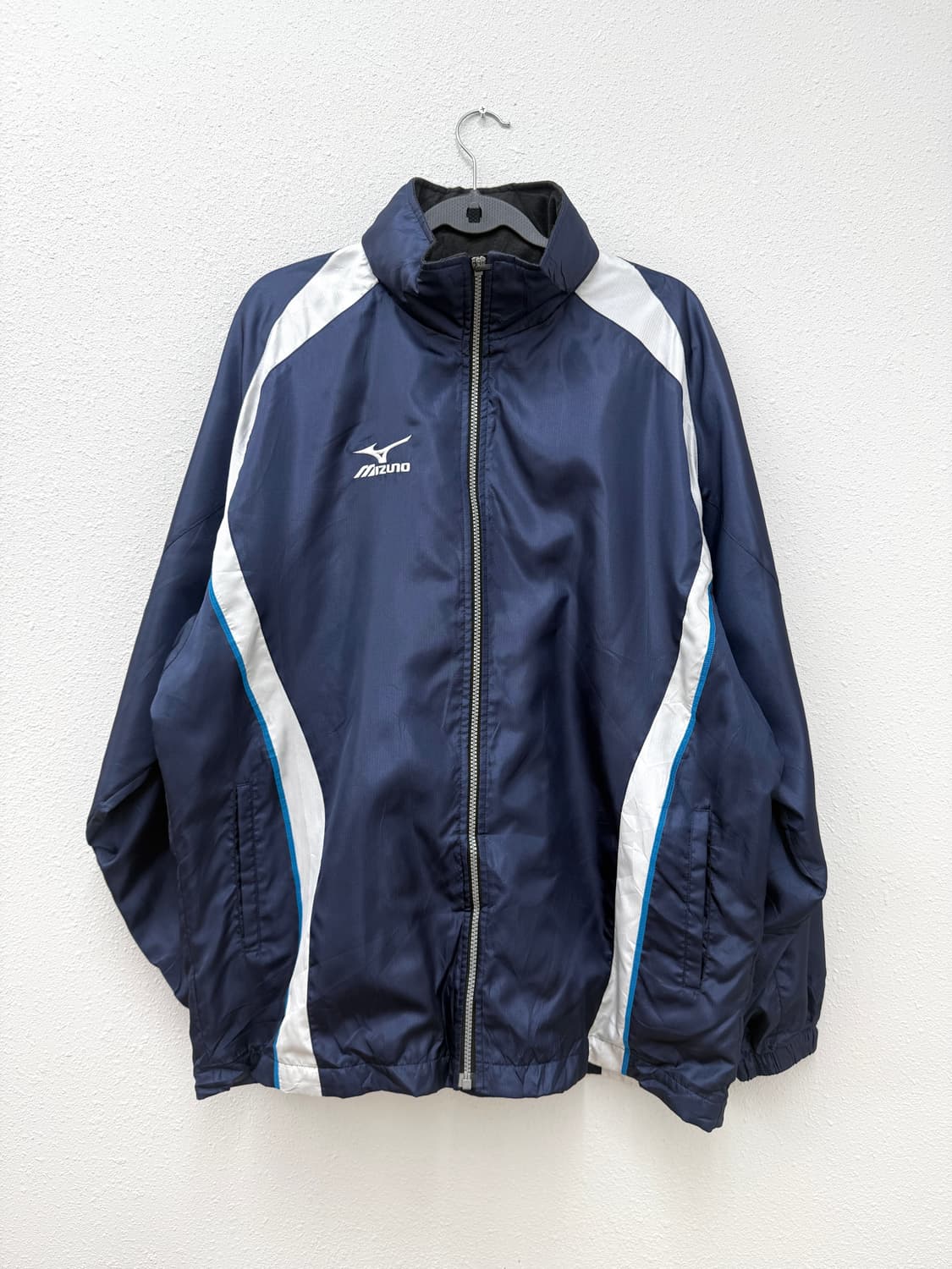 미즈노 로고 윈드브레이커 바람막이 상품이미지1