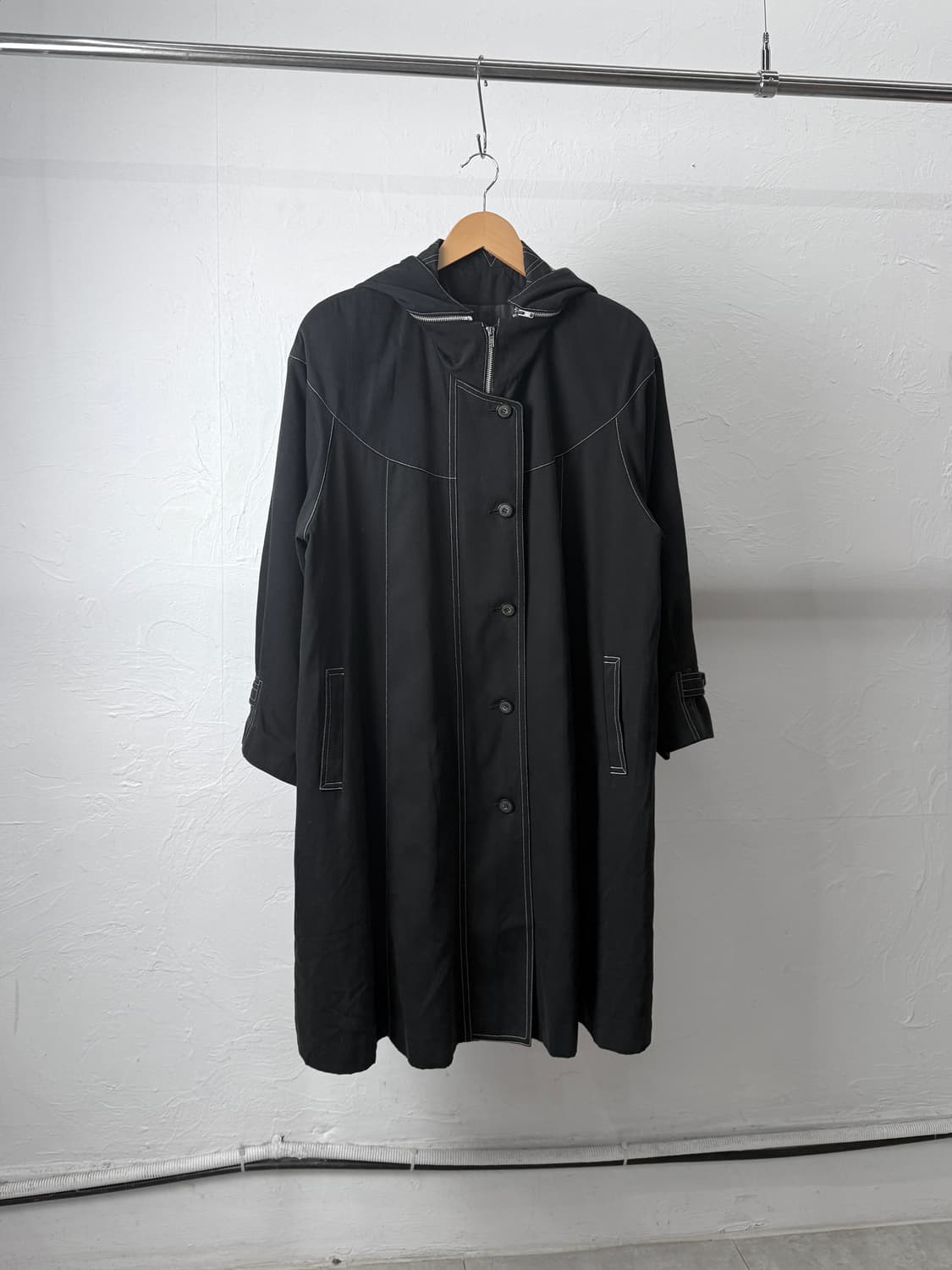 JPN 스티치 후드 롱 코트 상품이미지1