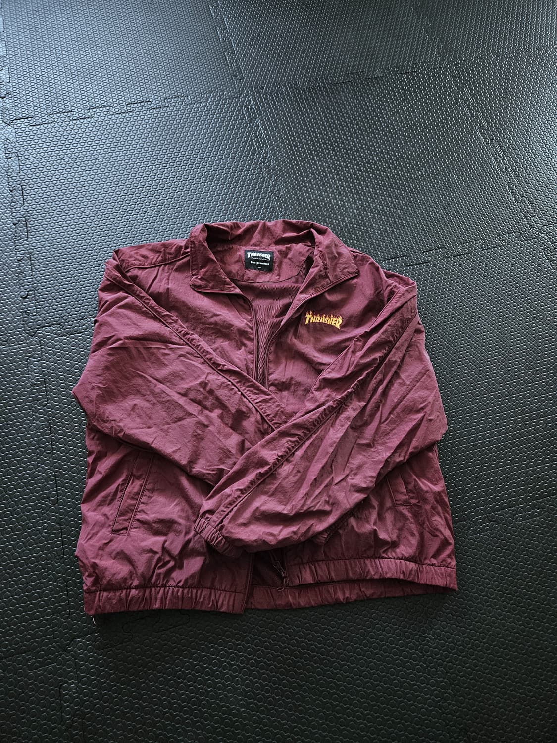 thrasher 트레셔 나일론 트랙 자켓 버건디 상품이미지1