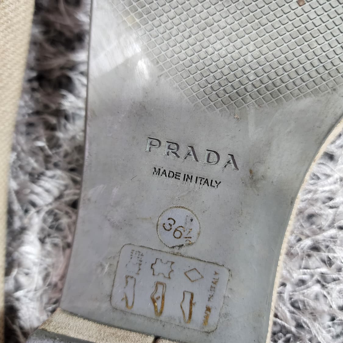 프라다 샌들 36.5 상품이미지8