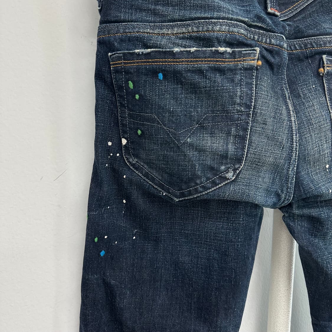 DIESEL THANAZ PAINT JEANS 상품이미지7