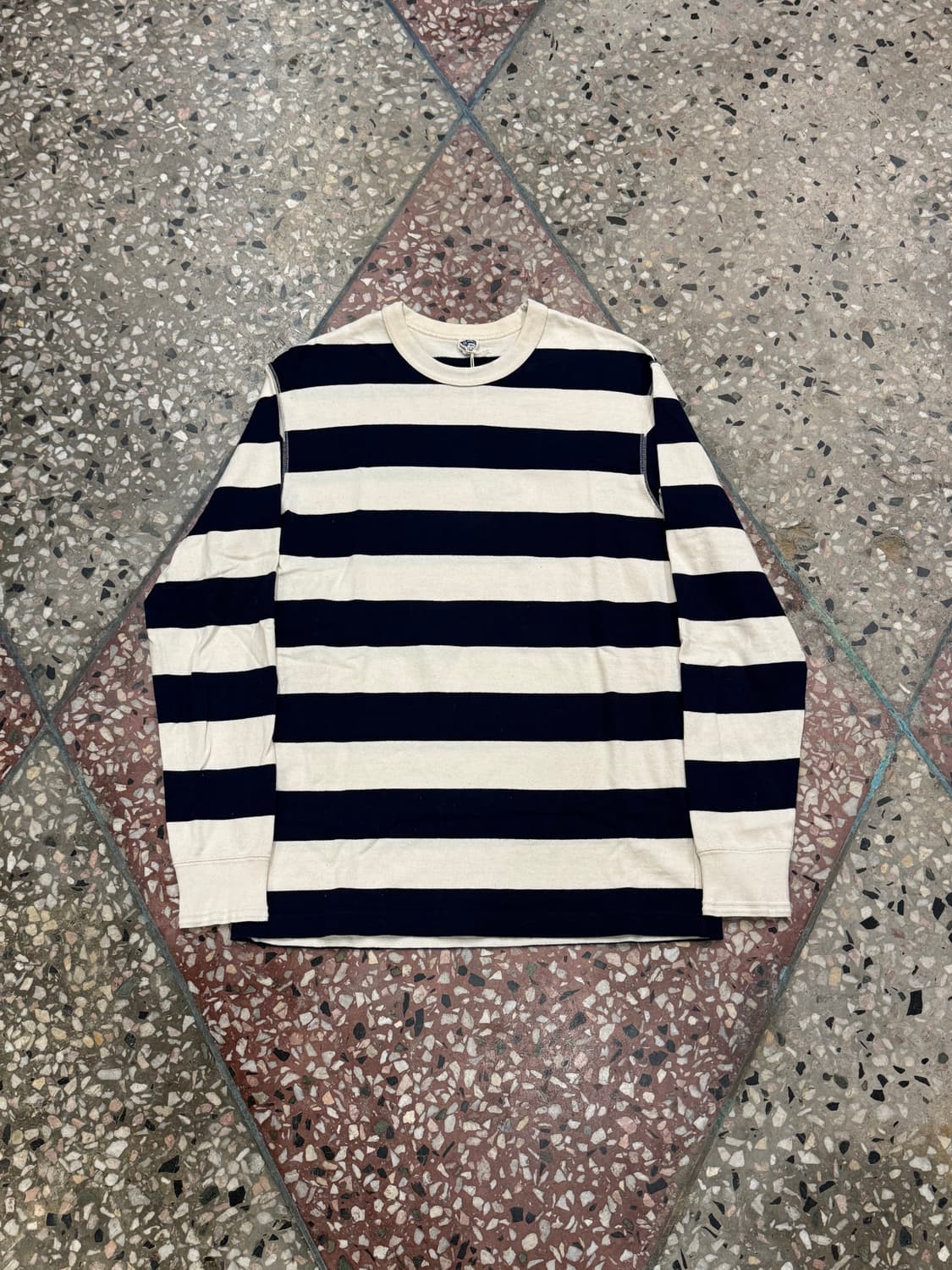 페로우즈 보더 롱슬리브 티셔츠 (XL) 상품이미지1
